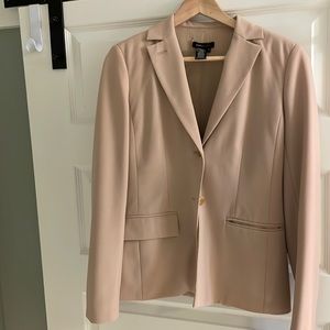 BCBG beige suit